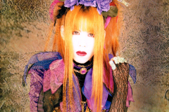 LAREINE-Scans-Discography-2000.02.16-フィエルテの海と共に消ゆ～THE-LAST-OF-ROMANCE～-Album-SRCL-4751-02-Booklet-08