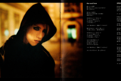 LAREINE-Scans-Discography-2000.11.01-VAMPIRE-SCREAM-Album-ARLC-0004-02-Booklet-07-08
