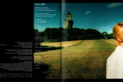 LAREINE-Scans-Discography-2000.11.01-VAMPIRE-SCREAM-Album-ARLC-0004-02-Booklet-09-10