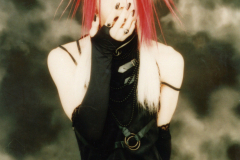 Madeth-grayll-Scans-Photographs-2000.xx_.xx-Photo-Sets-06-02-泉-Izumi
