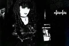 VELVET-EDEN-Scans-2000.05.10-Street-of-ALICE-Album-CAS-2007-02-Booklet-05